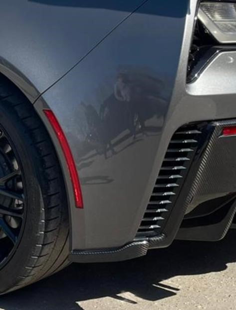 Rear diffuser elerons for the Corvette C7
