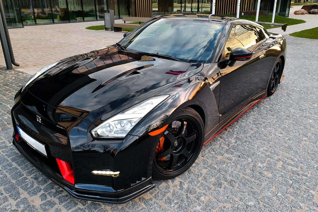 Front lip Nismo style for the Nissan GTR R35 2011-16