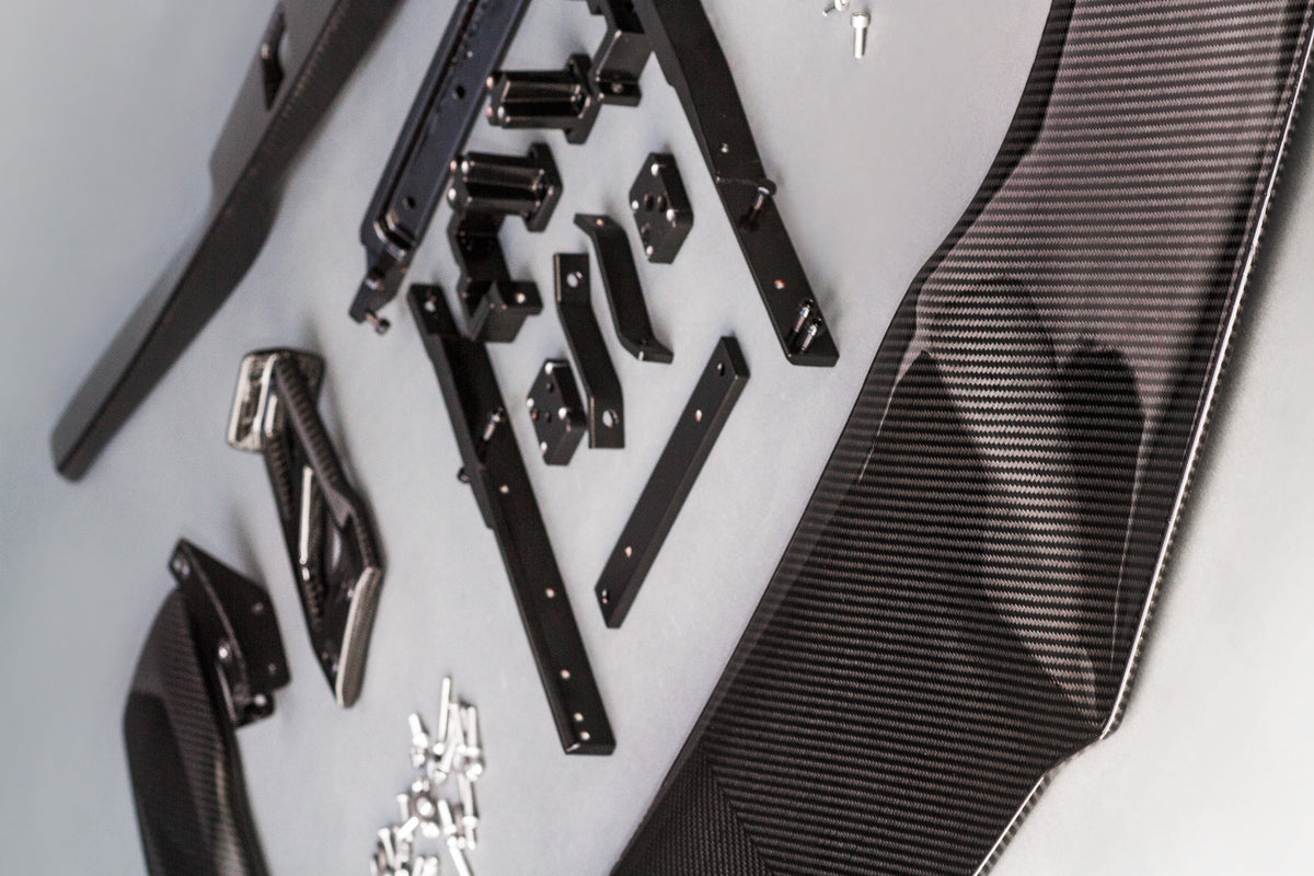 Rear trunk spoiler set ZR1 style for the Corvette C7