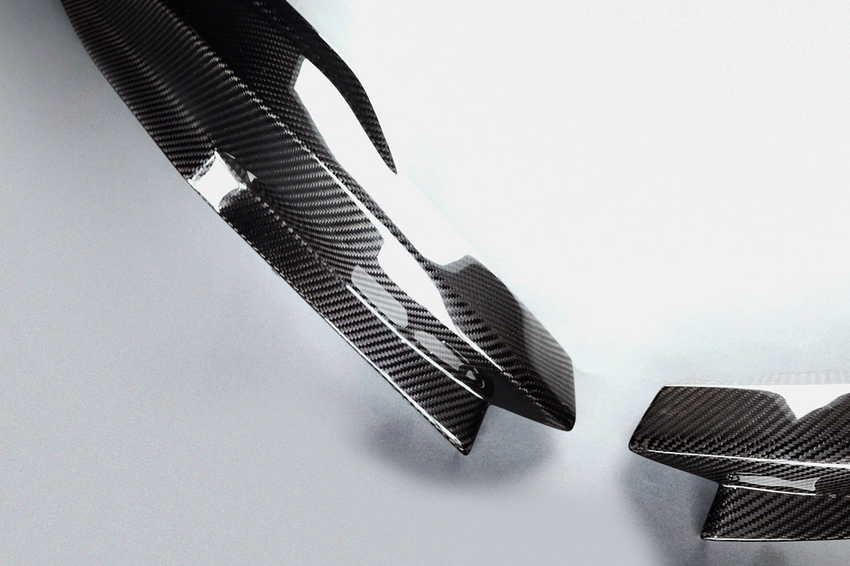 Rear bumper splitters V style for the BMW M4 G82 / G83