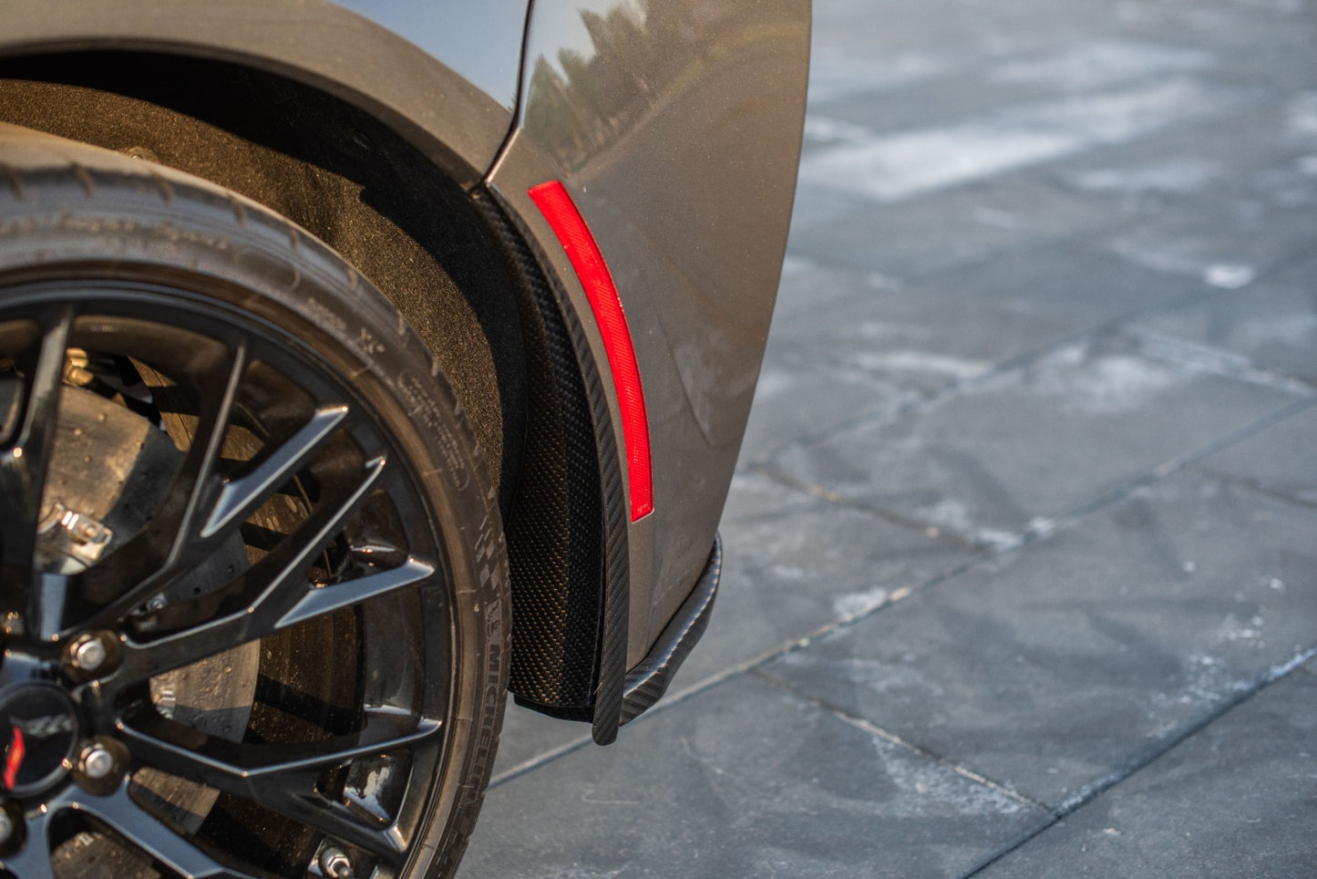 Rear dust covers set for the Corvette C7