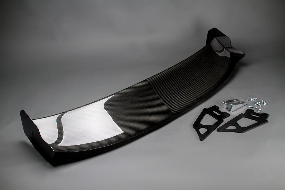 Rear trunk spoiler GT4 style for the BMW M4 F82