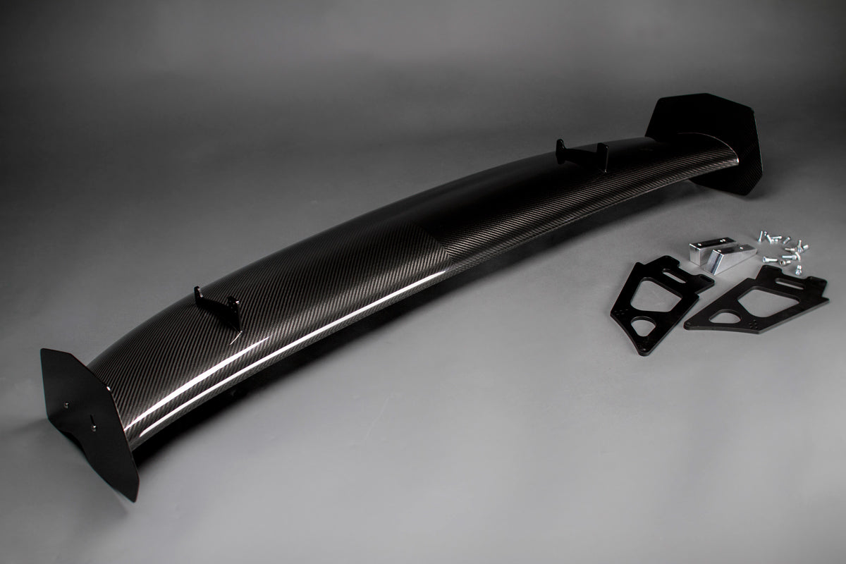 Rear trunk spoiler GT4 style for the BMW M4 F82