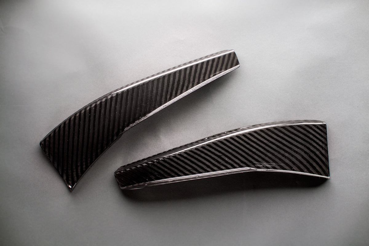 Front bumper canards set for the BMW M3 E90 / E92