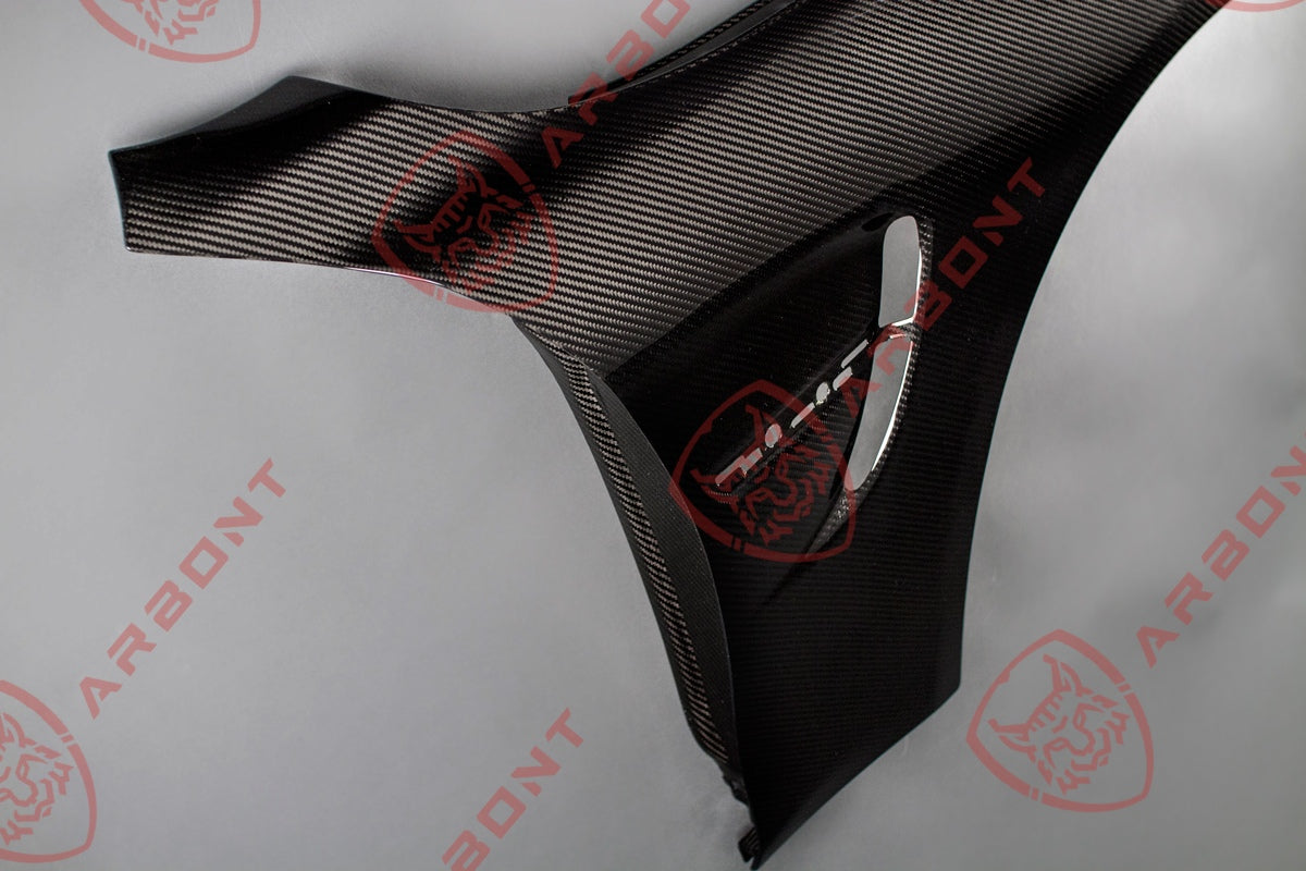 STOCK - Front fenders for the BMW M4 F82 / F83