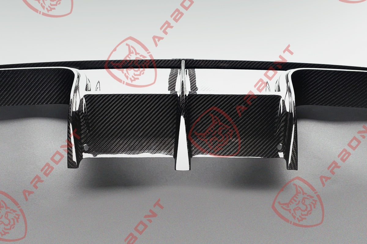 STOCK - Rear diffuser V style for the BMW M3 G80 / G81 | M4 G82 / G83