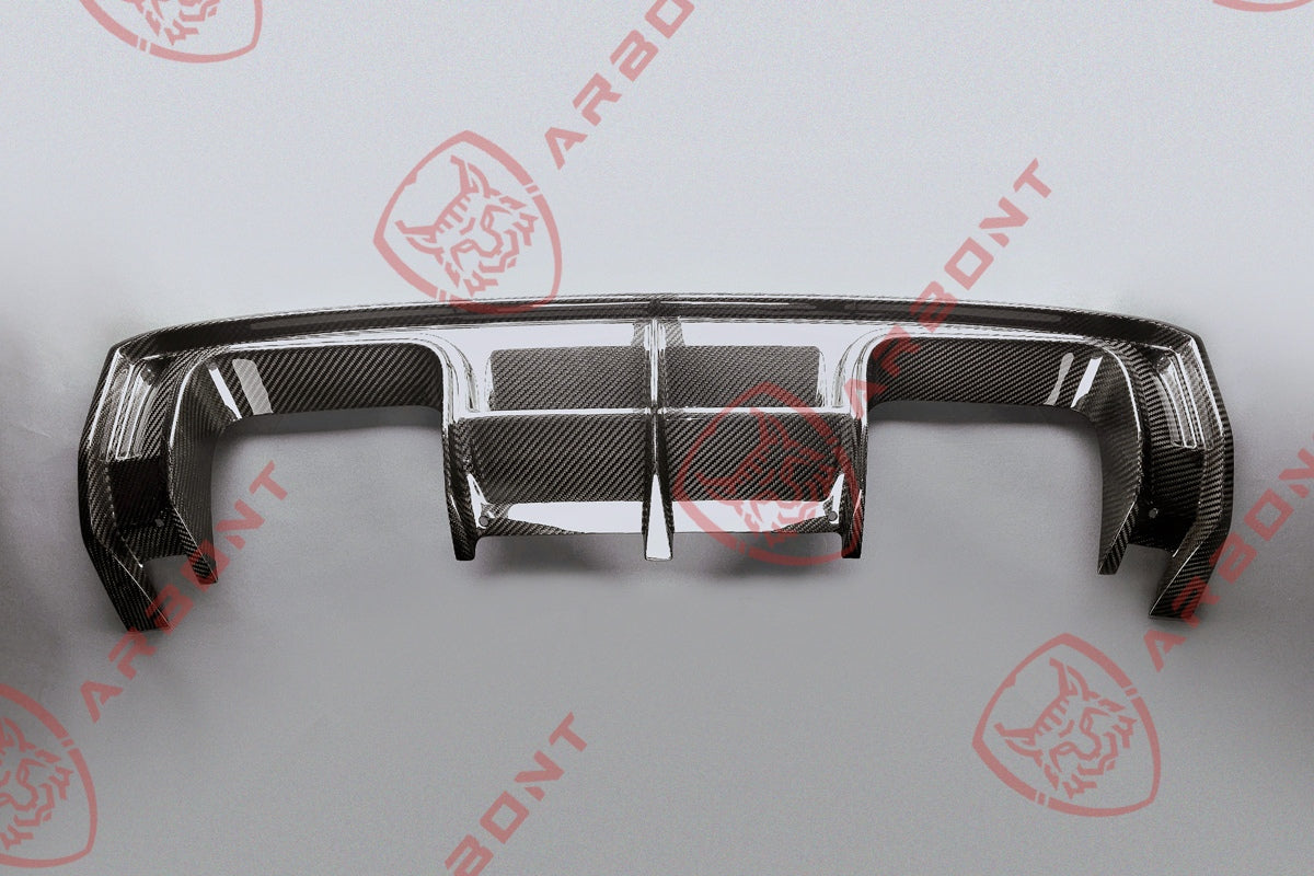 STOCK - Rear diffuser V style for the BMW M3 G80 / G81 | M4 G82 / G83